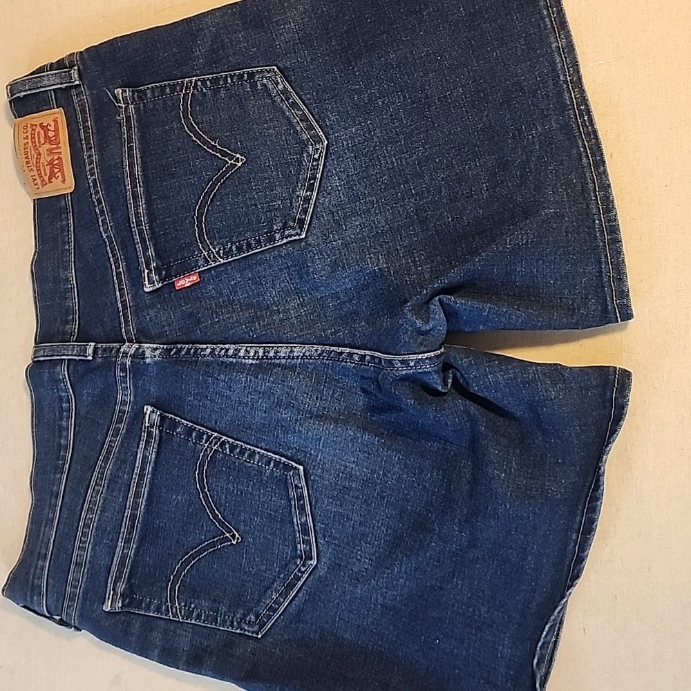 Levis Denim Shorts Size 30 - Picture 3 of 5